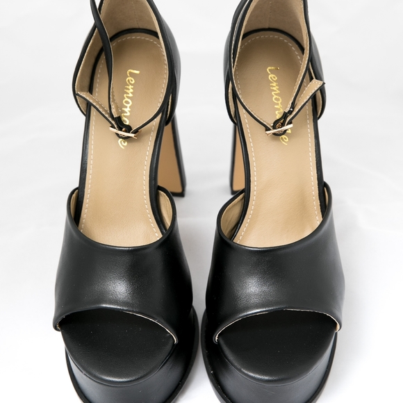 Lemonade Shoes - Black platform heels with ankle strap